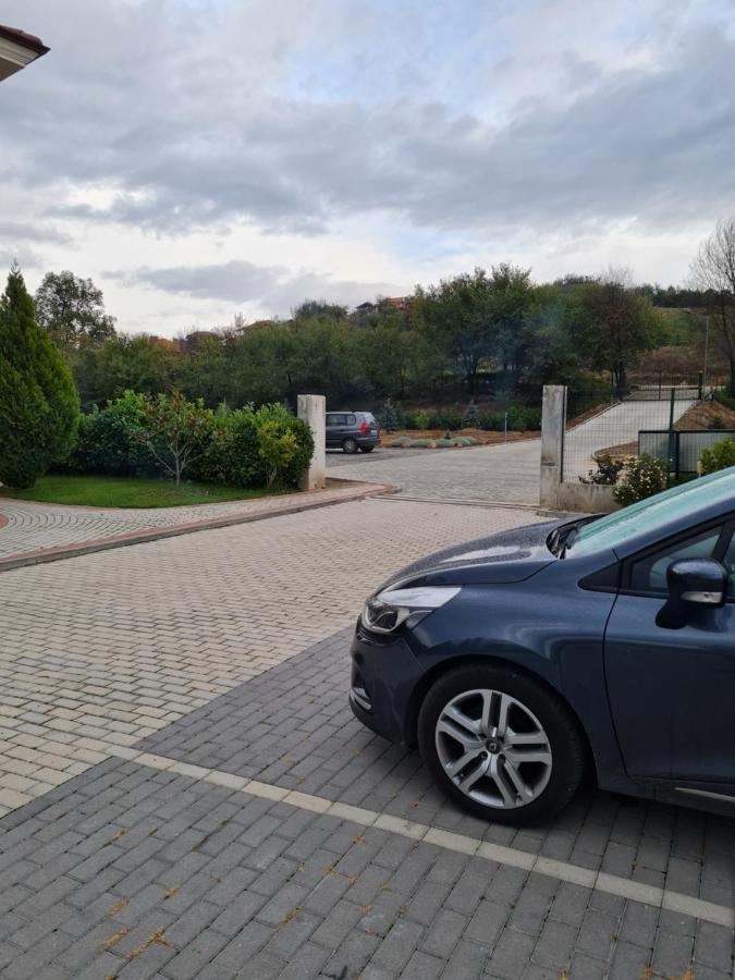 Guesthouse Green Fields Garmen Exterior photo