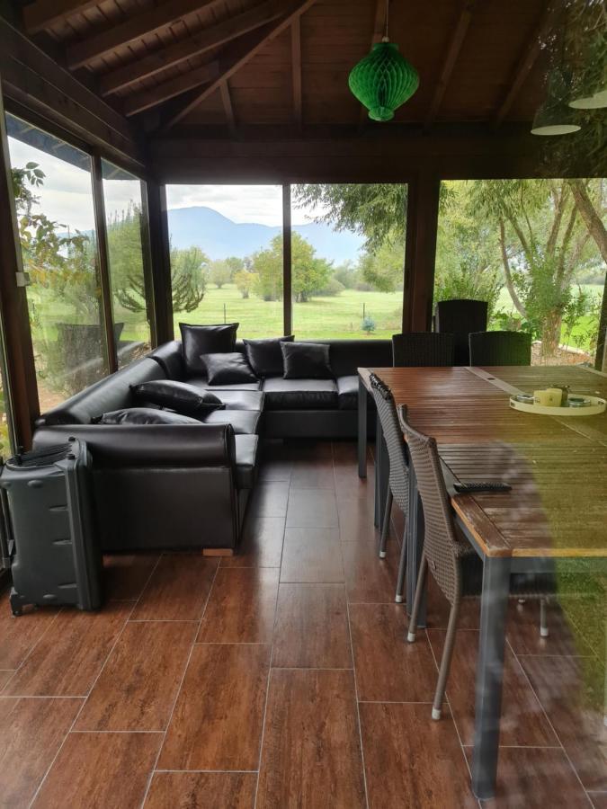Guesthouse Green Fields Garmen Exterior photo